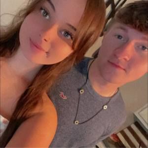 Meet your Posher, Mia